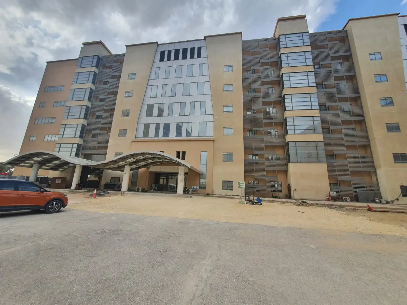 مستشفى القلب بجامعة الملك سعود